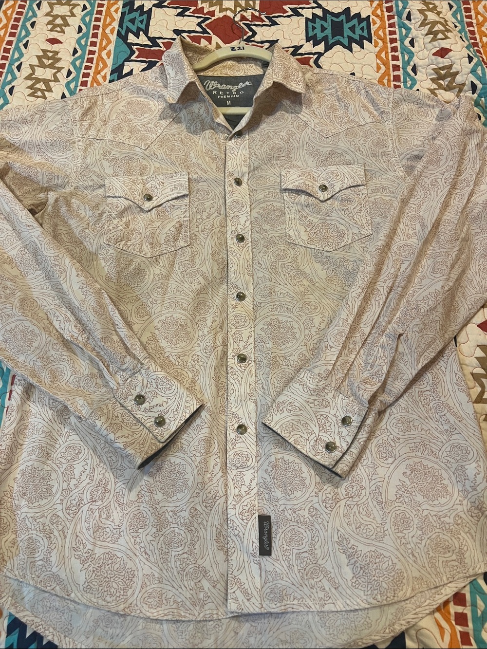 Wrangler RETRO Men’s Cream Paisley Long-Sleeve Button-Down Shirt